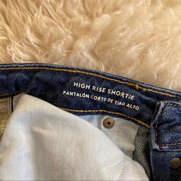 Universal Thread Button-Fly High Rise Jean Cutoff Shorts - Picture 6 of 7